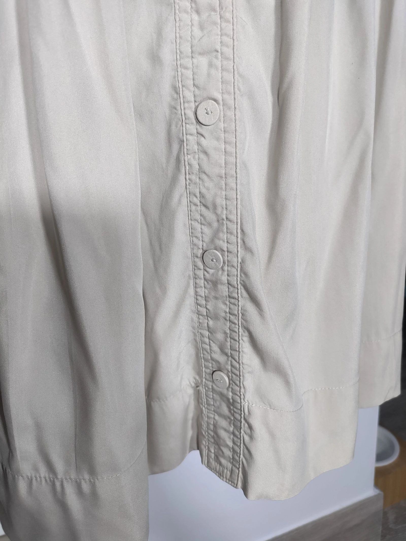 Falda Zara Basic beige con botones y vuelo - Talla XS – photo 3